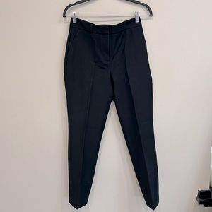 White House Black Market Elle Slim Ankle Comfort Stretch size 6 in black